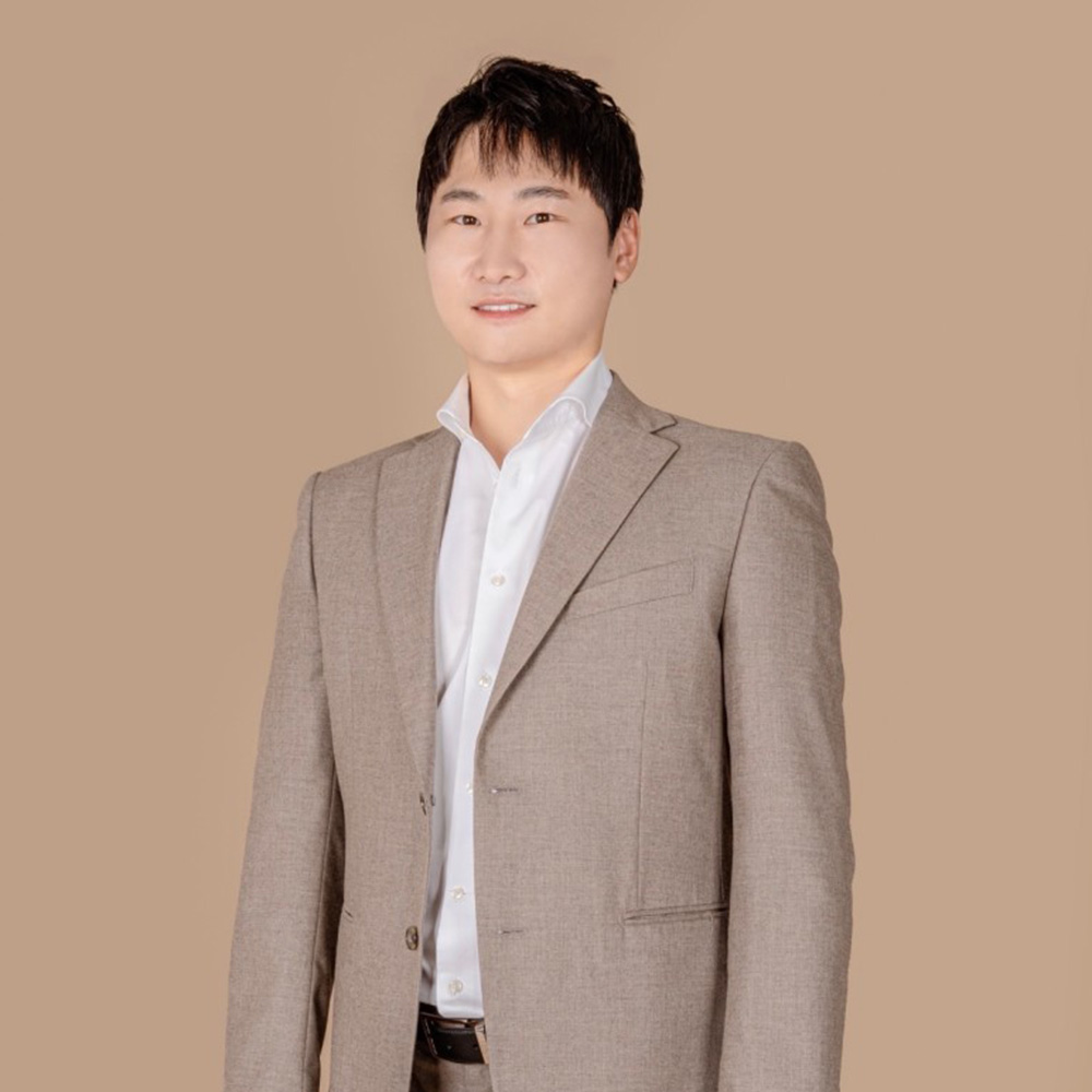 최진욱